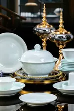 58头青瓷浮雕云揽群山餐具 · 6