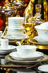 60头·白玉泥紫荆花餐具 · 2