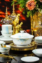 60头·白玉泥紫荆花餐具 · 7