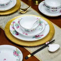 58头描金福寿三多餐具 · 4
