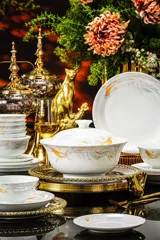 60头·白玉泥鱼欢餐具 · 4