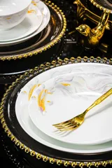 60头·白玉泥鱼欢餐具 · 9
