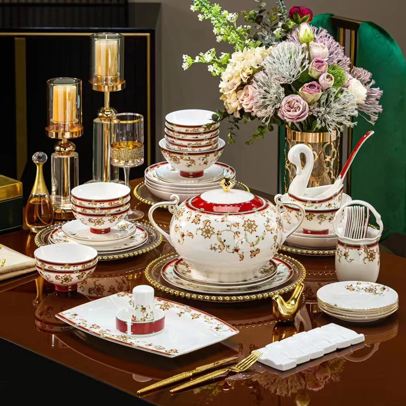 72头描金红锦绣花园骨瓷餐具