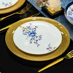 70头富丽堂皇镶金骨瓷餐具 · 5